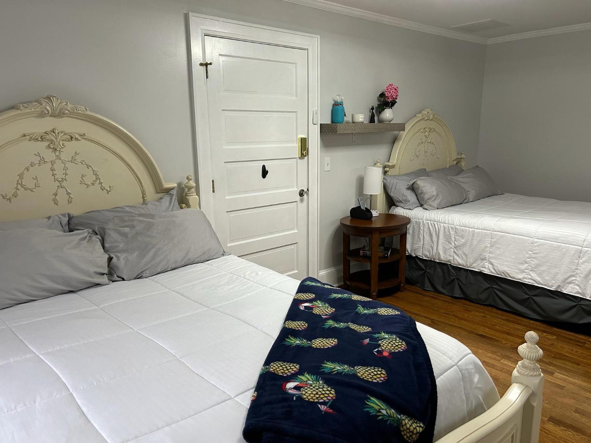 ウェルズボロ 37 Oak Ridge House Bed & Breakfast エクステリア 写真